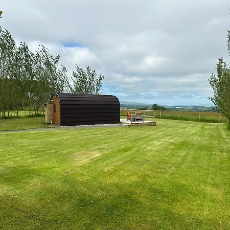 Three Peaks Pods Hotel Bentham Exterior photo