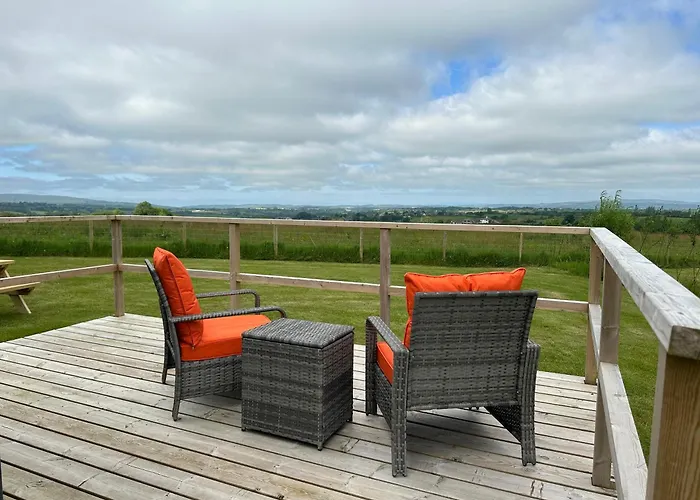Three Peaks Pods