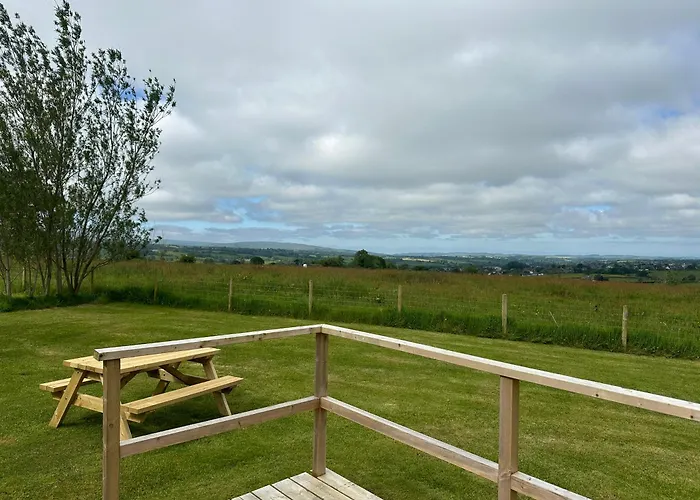 Three Peaks Pods