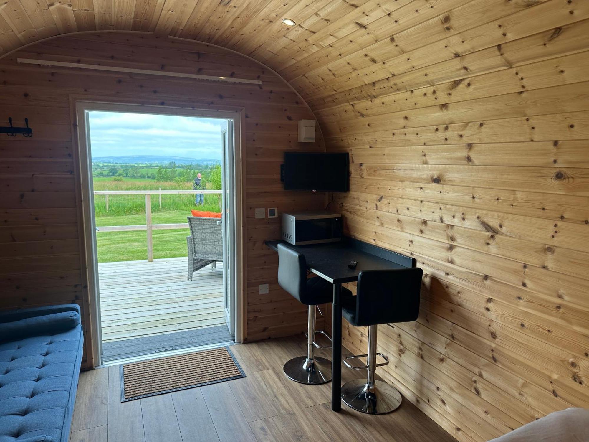 Three Peaks Pods * Bentham